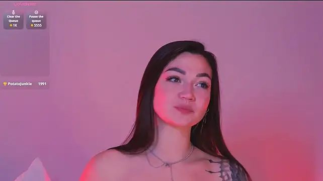 Emilia_Rodess Adlı Modelin Canlı XXX Sohbeti