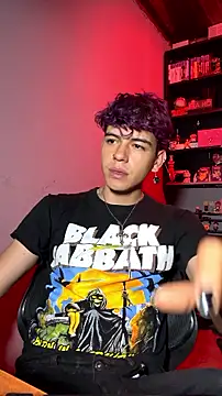 MikeyKuro Chat XXX live