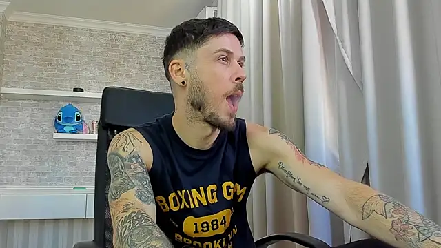 JonahShaw 라이브 XXX 채팅