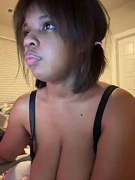 AwkwardJasminee's Live XXX Chat