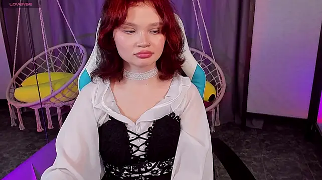 EmilyChaves Chat XXX live