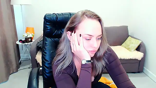Chat XXX ao vivo de LiluMoon__
