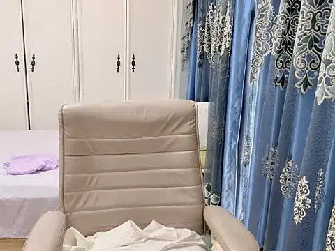sjsibi's Live Chat Room