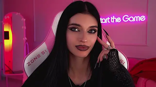 BeverlyMost XXX чат на живо