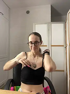 MartiniiSelenna XXX чат на живо