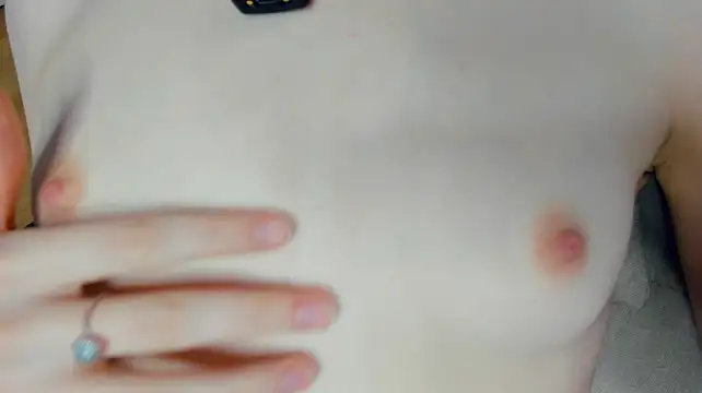 Chat XXX ao vivo de LavenderMitten