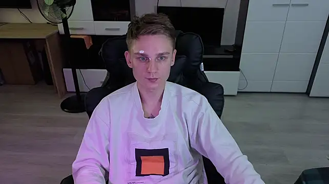 pvlpstvy Chat XXX live