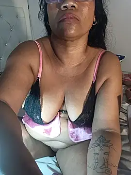 yhazan_blake88's Live XXX Chat