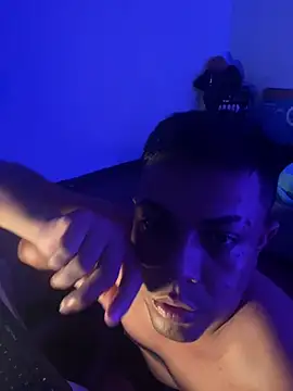 logatto_locat Chat XXX live