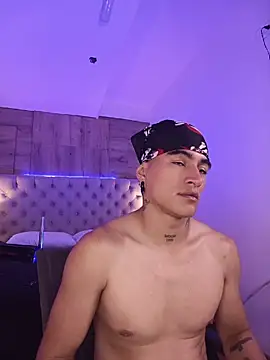 LiamDeepsn Live XXX chat