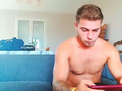 Elkafit28 Chat XXX in diretta