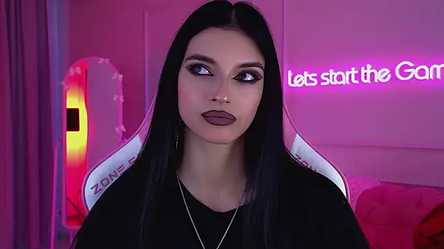 BeverlyMost Chat XXX live