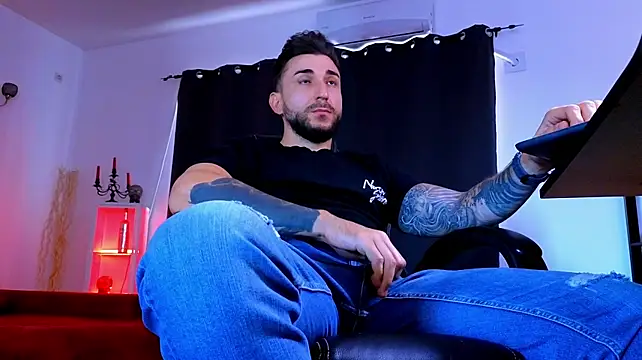 Chat XXX ao vivo de MightyAaron66