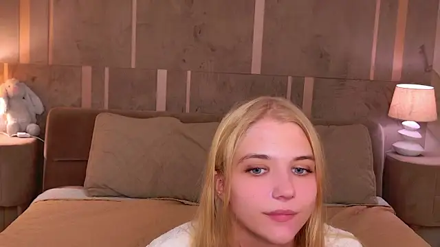 4example_Chloe Adlı Modelin Canlı XXX Sohbeti