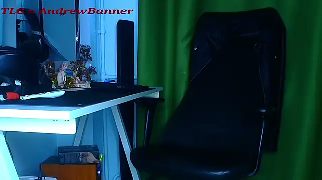AndrewBanner Live XXX Chat