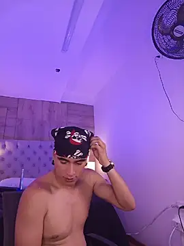 LiamDeeps 라이브 XXX 채팅