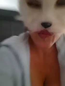 SPrITZMAUS Adlı Modelin Canlı XXX Sohbeti