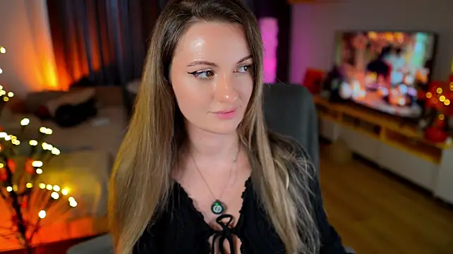 ShyNdWild Adlı Modelin Canlı XXX Sohbeti