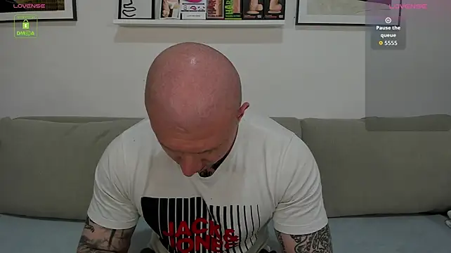 Gerard_Finbar Webcam-Show