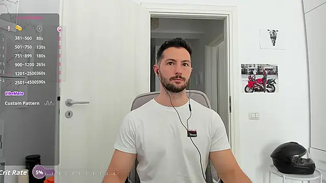 Živý XXX chat ZackFraser