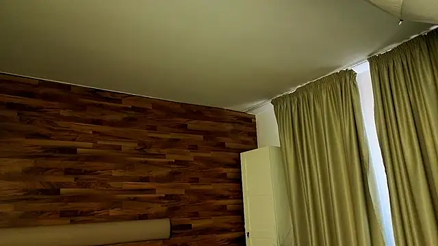 IvanHydee Live XXX Chat