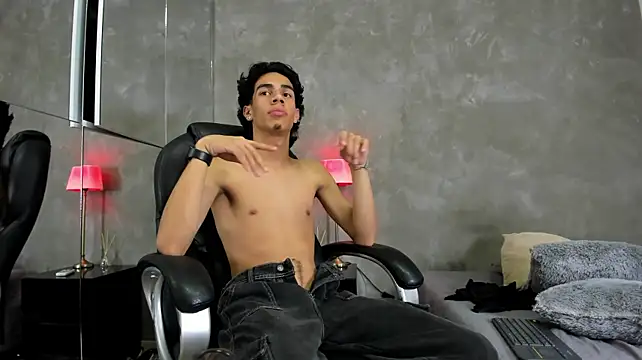Elian_jones live XXX chat