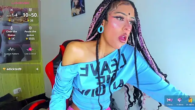 Chat +18 de dolly_boob ao vivo