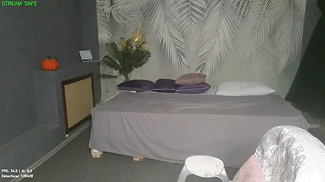 Rina_Rain Chat XXX in diretta