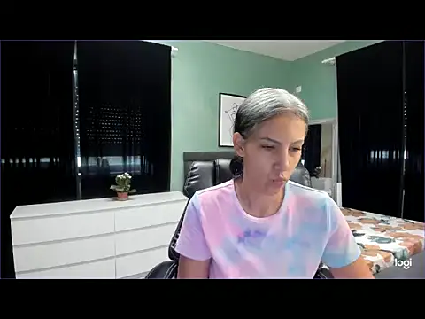 دردشة LexxxyDiamond الجنسية المباشرة