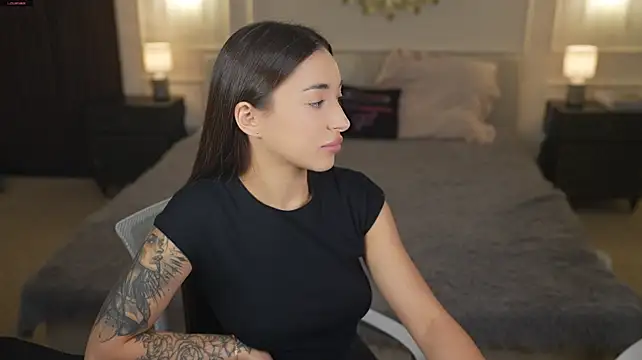Luna_secretgirl Chat XXX in diretta