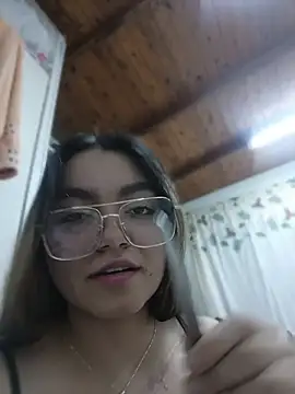julisaenz Chat XXX in diretta