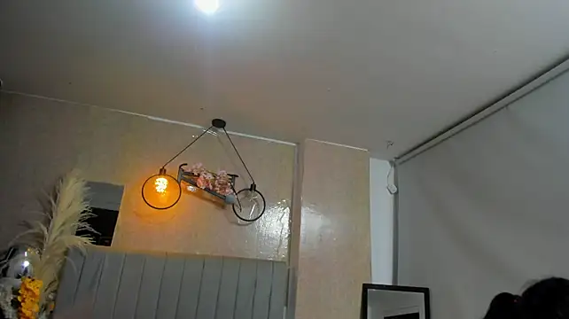 XXX chat uživo modela Vicky_Angeel
