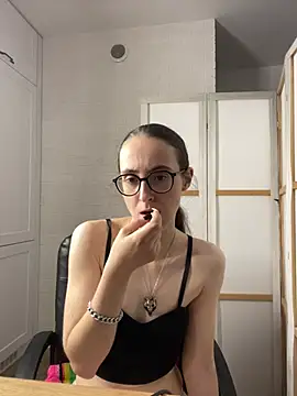 Chat XXX ao vivo de MartiniiSelenna