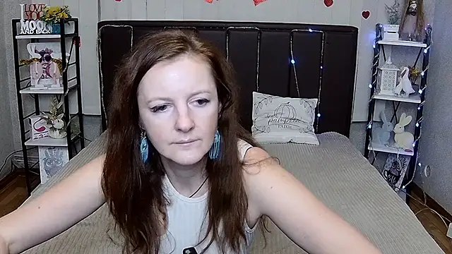 XXX chat uživo modela MeganPirs