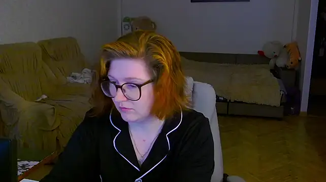 LesiaOxxi Chat XXX in diretta