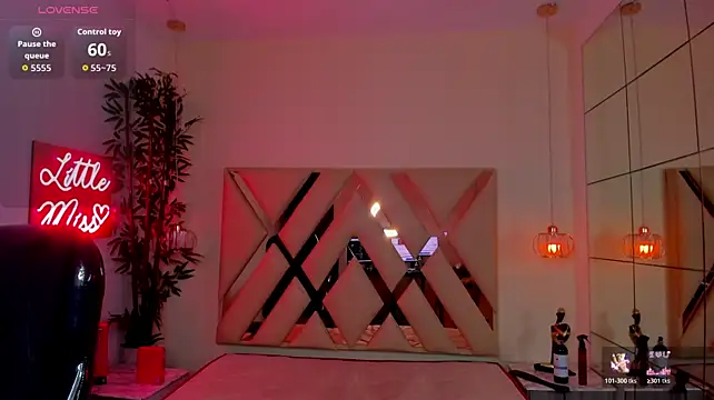 Živý XXX chat Anyelo_Twink