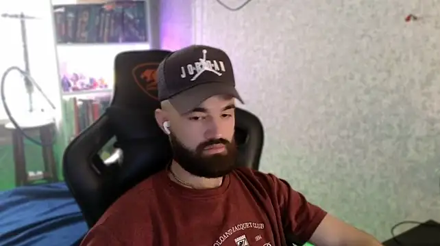 Chat +18 de _Serious_Man ao vivo