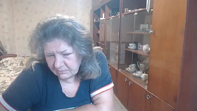 دردشة HotLusi الجنسية المباشرة