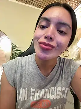 Chat XXX en directo de TS-SimplyTheBest