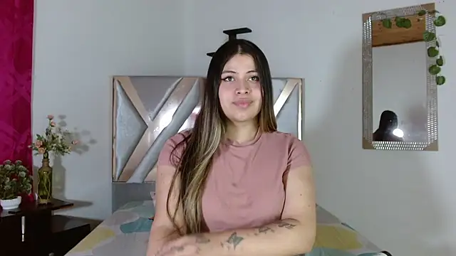 KattaleyaRousse Live XXX Chat
