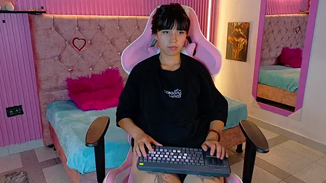 ViolettaKs live XXX chat