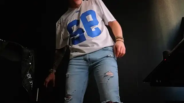 FelixStarkk élő XXX-chatje