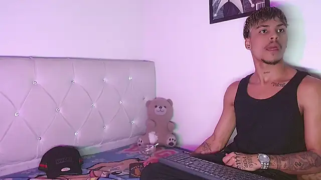 Chatroom XXX en direct de Angel_foxc13