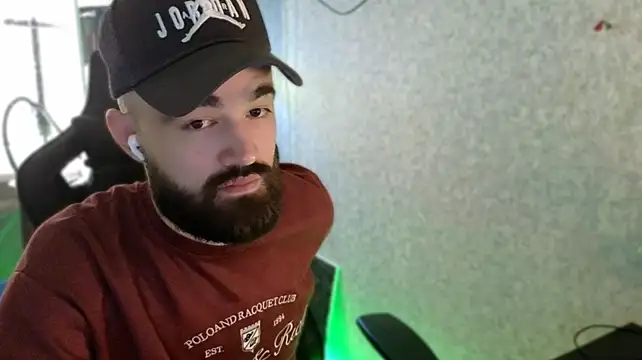 _Serious_Man – Naživo XXX chat