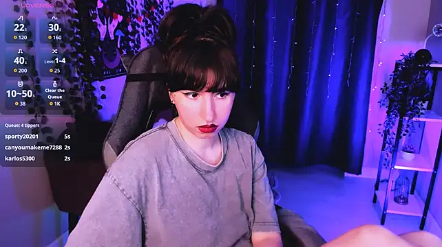 צ'אט XXX בשידור חי של Lily_xBabe