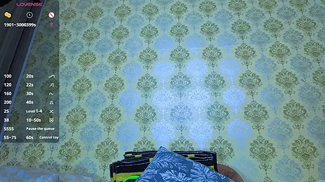 צ'אט XXX בשידור חי של anya_weisz