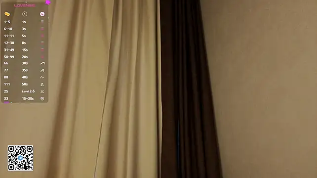 CarolannMirjah Chat XXX in diretta