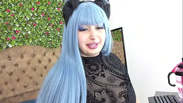 lussyevans24 Live XXX Chat