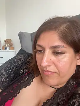 Spicy-Kareena's Live XXX Chat