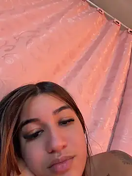 Little_Gaby_'s Live XXX Chat